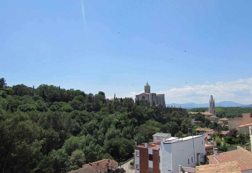 Apartamento Con Increibles Vistas Y Terraza Girona Exterior photo